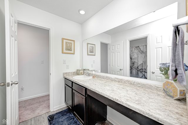 1794 N Clearwater Drive, Greenfield, IN 46140