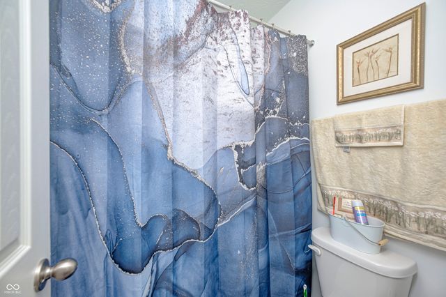 1794 N Clearwater Drive, Greenfield, IN 46140