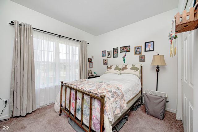 1794 N Clearwater Drive, Greenfield, IN 46140