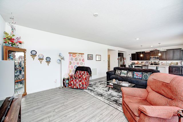 1794 N Clearwater Drive, Greenfield, IN 46140