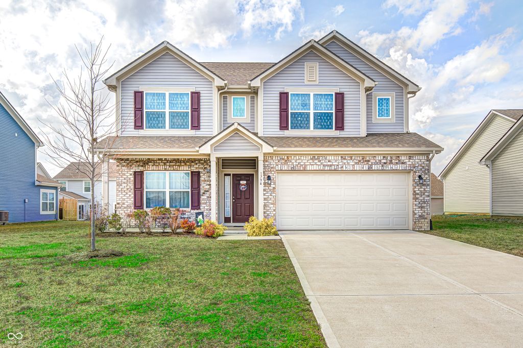 1794 N Clearwater Drive, Greenfield, IN 46140