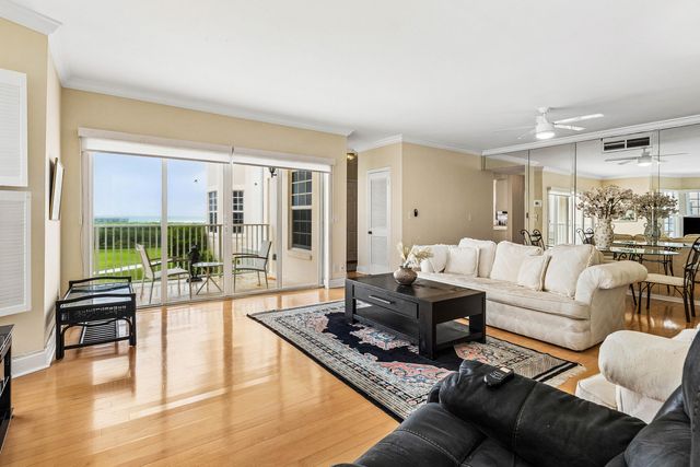 5900 Old Ocean Boulevard C5, Ocean Ridge, FL 33435