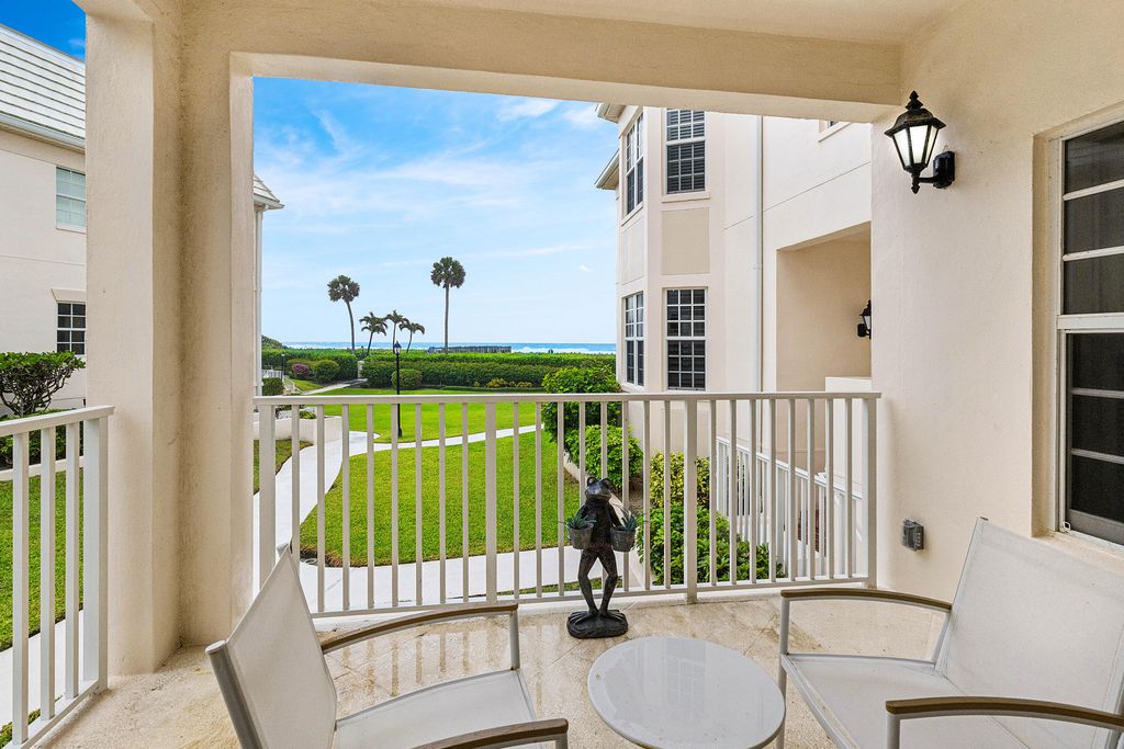 5900 Old Ocean Boulevard C5, Ocean Ridge, FL 33435