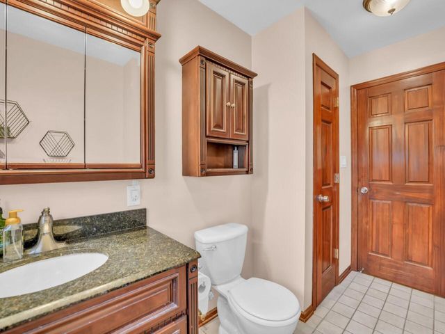 2617 28th STREET, Kenosha, WI 53140