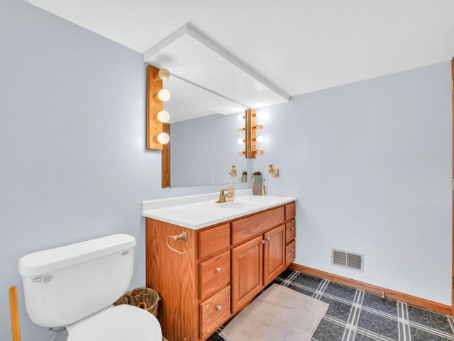 2617 28th STREET, Kenosha, WI 53140