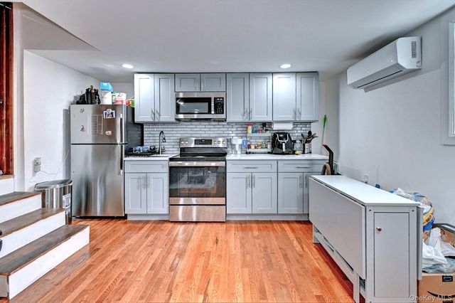 12 Bruce Lane, Kings Park, NY 11754