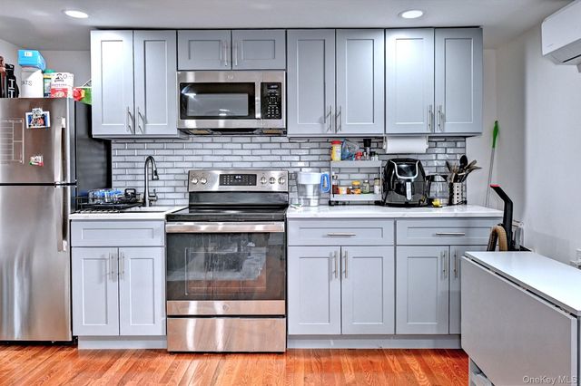 12 Bruce Lane, Kings Park, NY 11754