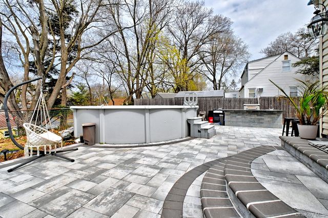 12 Bruce Lane, Kings Park, NY 11754