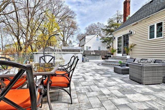 12 Bruce Lane, Kings Park, NY 11754