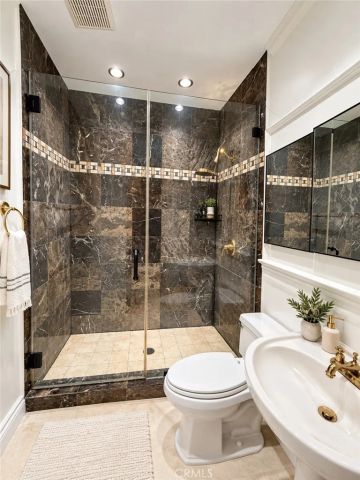 3781 Laurel Canyon, Studio City, CA 91604