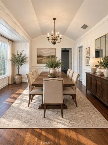 3781 Laurel Canyon, Studio City, CA 91604