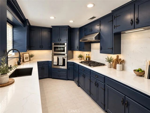 3781 Laurel Canyon, Studio City, CA 91604