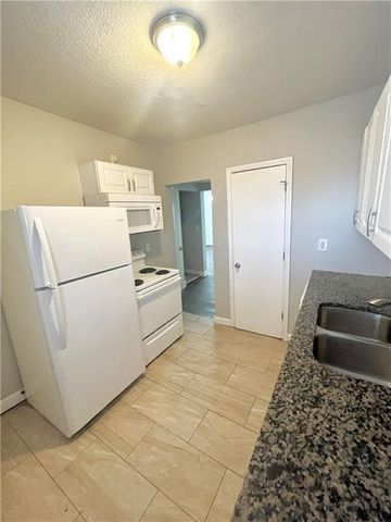 4515 Virginia Avenue, Kansas City, MO 64110