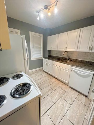 4515 Virginia Avenue, Kansas City, MO 64110