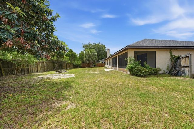 36341 GRAND ISLAND OAKS CIRCLE, Grand Island, FL 32735