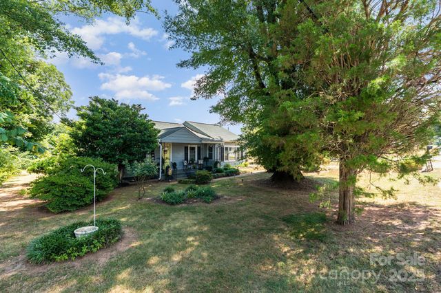120 Abernathy Street, Mount Holly, NC 28120