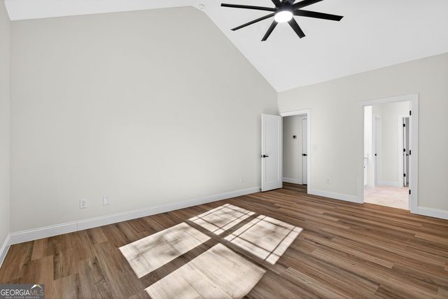 15 Couch Street, Moreland, GA 30259