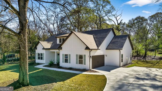 15 Couch Street, Moreland, GA 30259