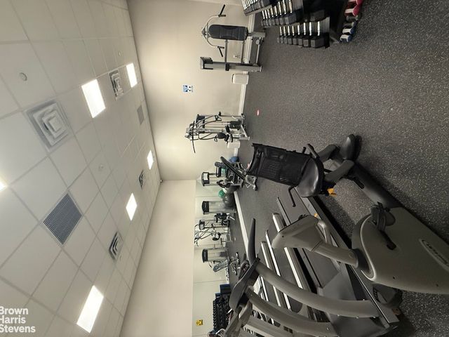 220 W 148th St Apt 4B, New York City, NY 10039