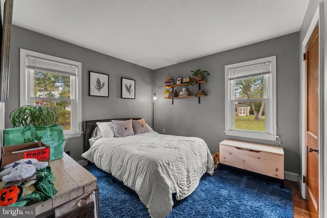 49 LEVEL RD, Collegeville, PA 19426