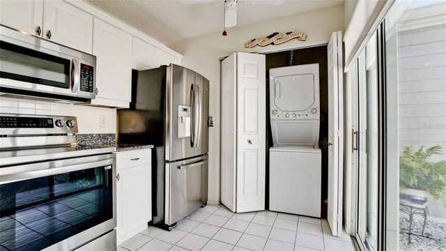 507 SANDERLING CIRCLE, Bradenton, FL 34209