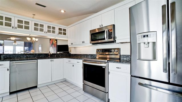 507 SANDERLING CIRCLE, Bradenton, FL 34209