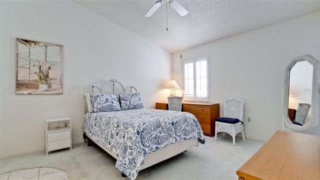 507 SANDERLING CIRCLE, Bradenton, FL 34209