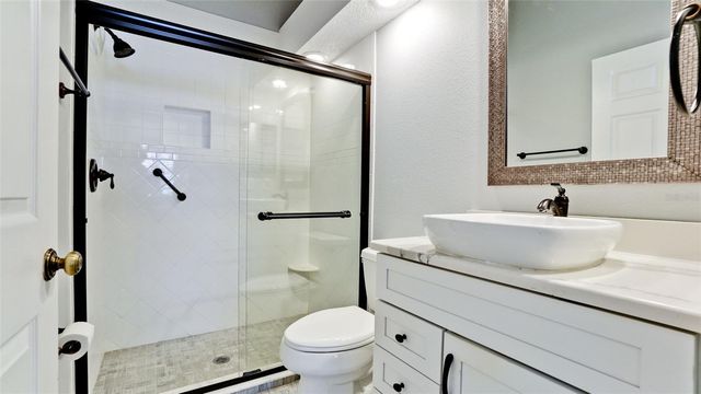 507 SANDERLING CIRCLE, Bradenton, FL 34209