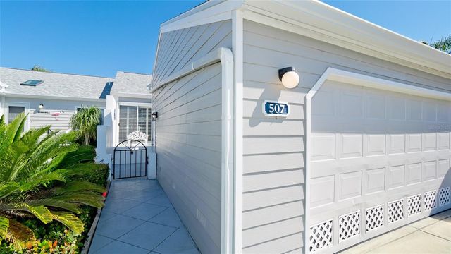 507 SANDERLING CIRCLE, Bradenton, FL 34209
