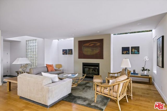 1358 Killarney Avenue, Los Angeles, CA 90065