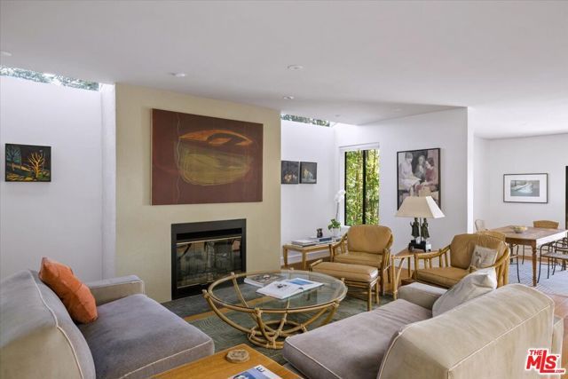 1358 Killarney Avenue, Los Angeles, CA 90065