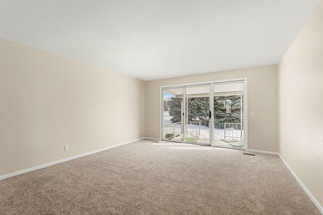 5671 Leisure South Drive Se, City Of Kentwood, MI 49548