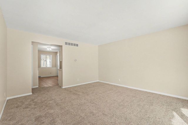 5671 Leisure South Drive Se, City Of Kentwood, MI 49548