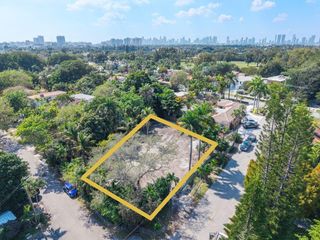 2880 Fairgreen Drive, Miami Beach, FL 33140