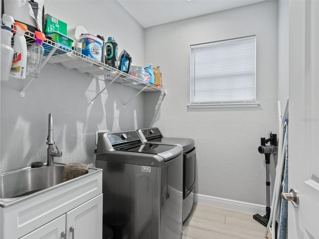 5015 NE 125TH LOOP, Oxford, FL 34484