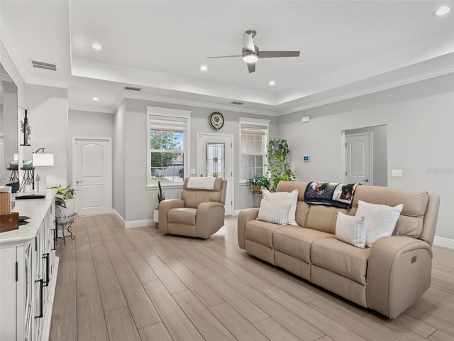 5015 NE 125TH LOOP, Oxford, FL 34484