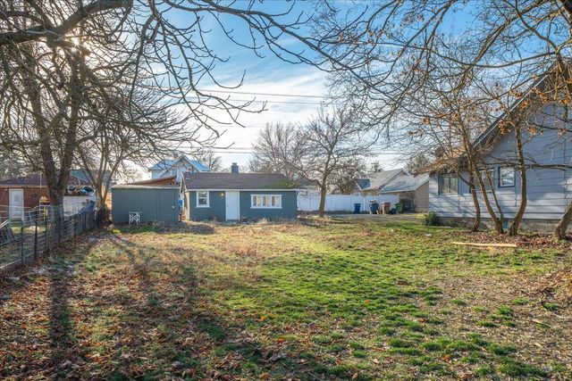 1507 W Chelan Ave, Spokane, WA 99205