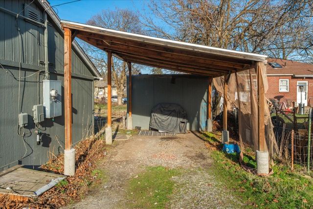 1507 W Chelan Ave, Spokane, WA 99205