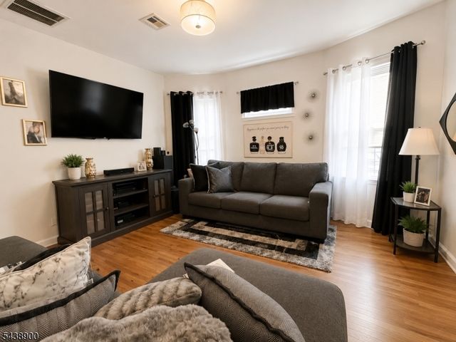 75 Eaton Pl, East Orange City, NJ 07017