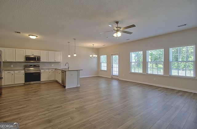 183 W. W. Winn Avenue, Hinesville, GA 31313