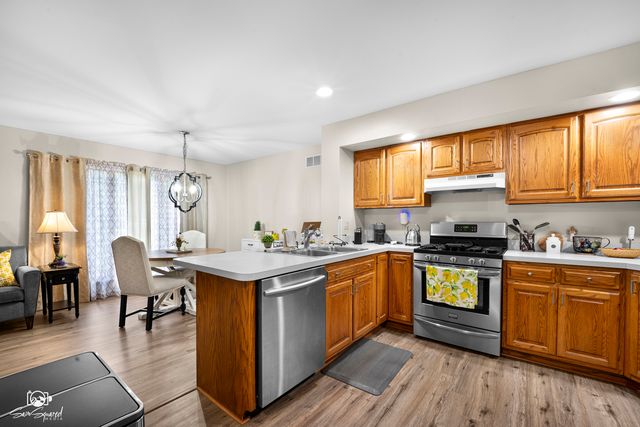 306 Grande Drive A, Minooka, IL 60447