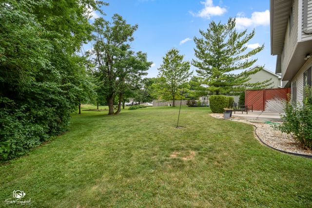 306 Grande Drive A, Minooka, IL 60447