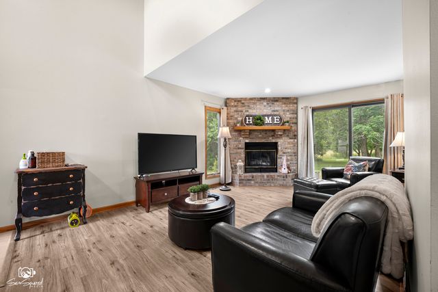 306 Grande Drive A, Minooka, IL 60447