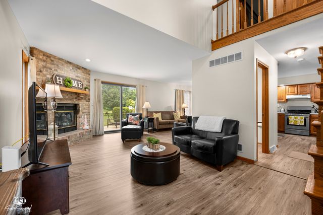 306 Grande Drive A, Minooka, IL 60447
