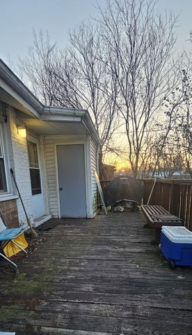 2926 Sussex Avenue, Markham, IL 60428