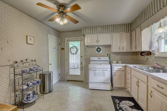 44 E 43rd Street, Latonia, KY 41015