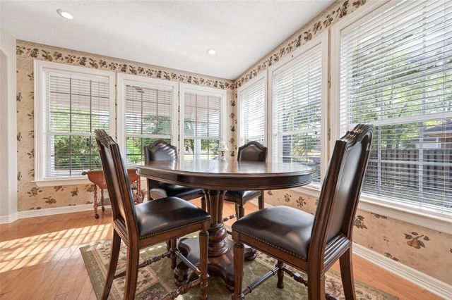 13 Wedgewood Boulevard, Conroe, TX 77304