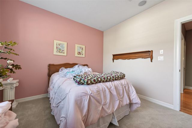 13 Wedgewood Boulevard, Conroe, TX 77304