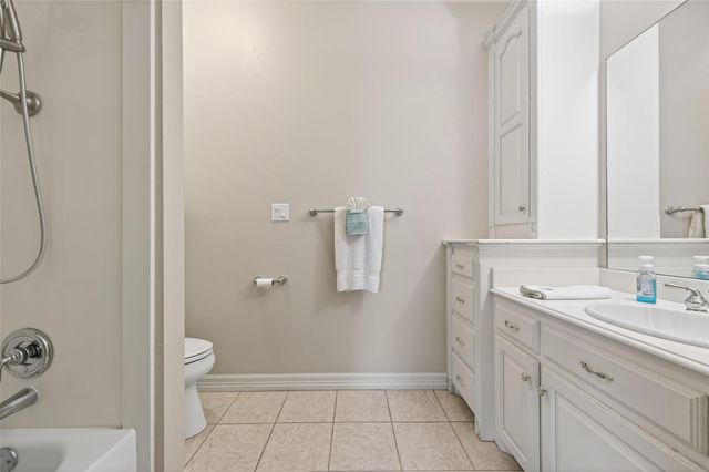 13 Wedgewood Boulevard, Conroe, TX 77304