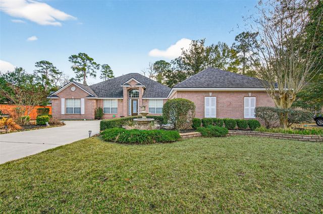 13 Wedgewood Boulevard, Conroe, TX 77304